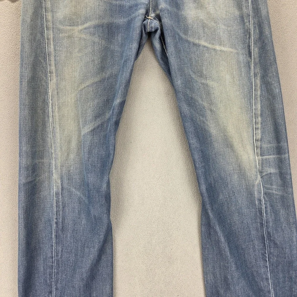 Levis 12661 important